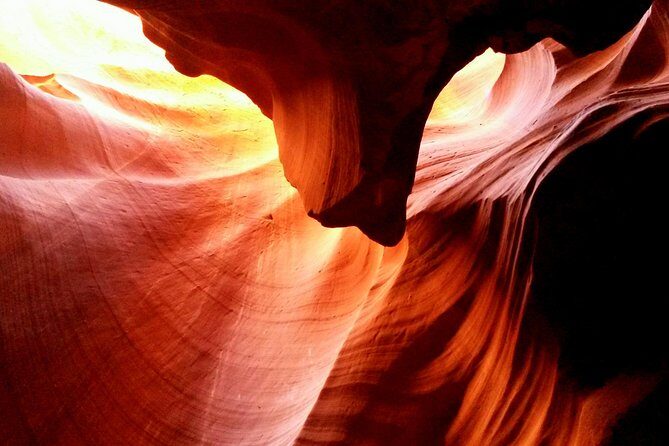 Antelope Canyon and Horseshoe Bend Tour from Sedona - The Painted Desert Route Through Oak Creek Canyon and Onward