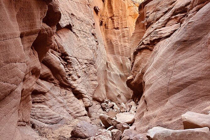 Antelope Wind Canyon Slot Tours - How the guides add meaning: Loretta and Tyler’s storytelling