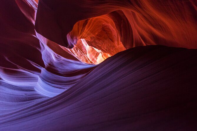 Page Secret Antelope Canyon - Where You Meet (and How the Timing Works)