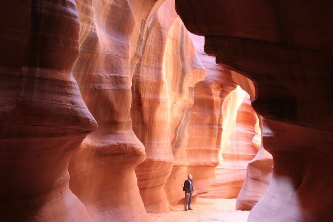 Private Overnight Tour to Antelope Canyon, Horseshoe Bend Zion from Las Vegas - Horseshoe Bend: The Short Walk That Creates the Big Photo