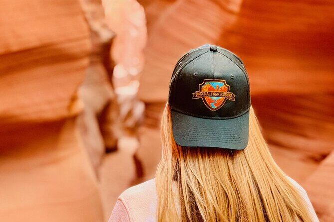 Upper Antelope Canyon & Horseshoe Bend from Las Vegas with Lunch - Upper Antelope Canyon: the guided walk that turns stone into light